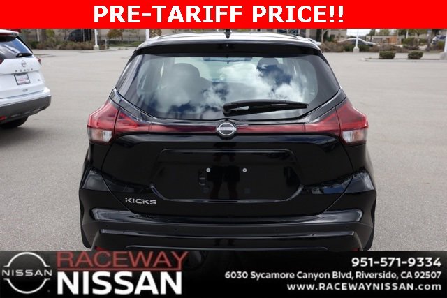 New 2025 Nissan Kicks Play S image 5
