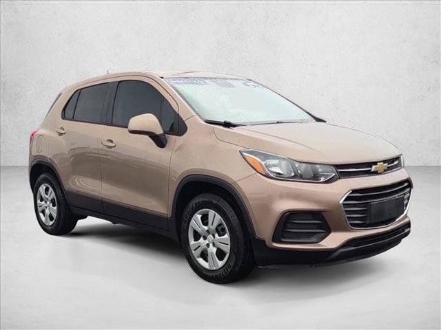 Certified 2019 Chevrolet Trax LS FWD image 2