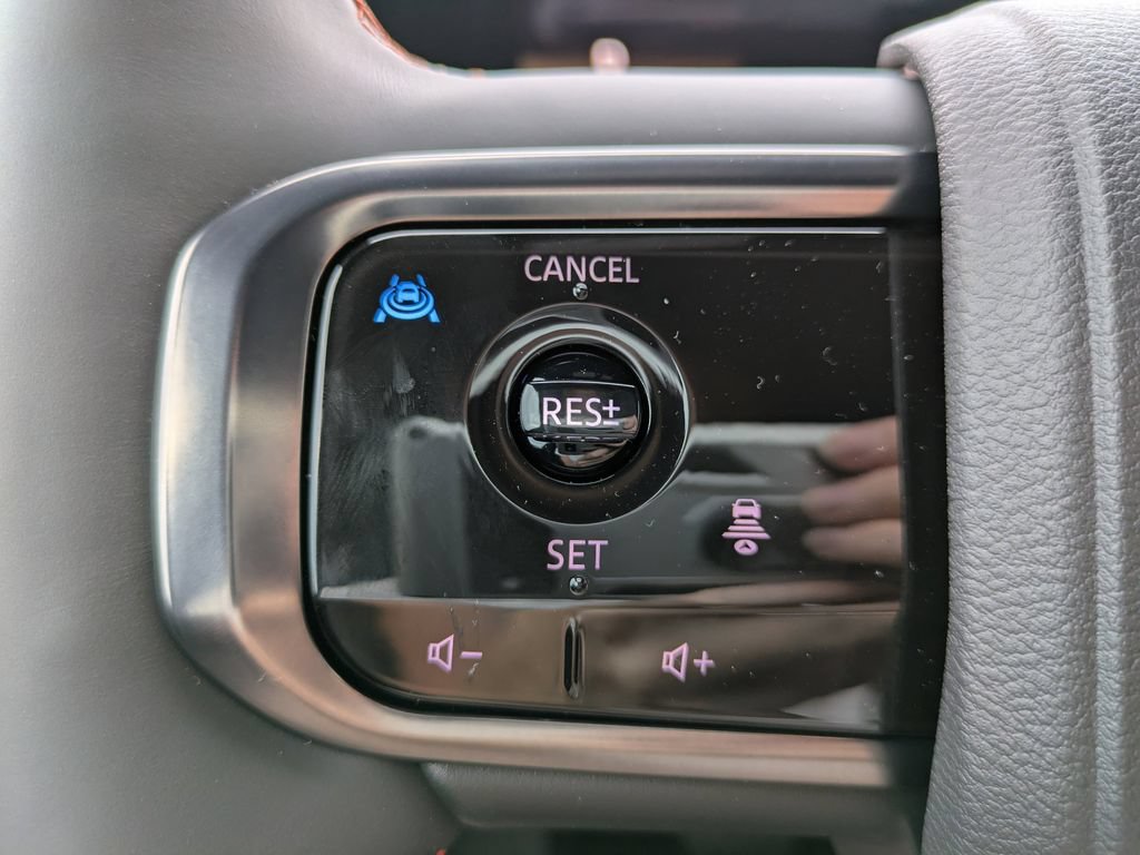 New 2026 Nissan Armada PRO-4X w/ Captain's Chari Seat Package AWD/4WD image 24
