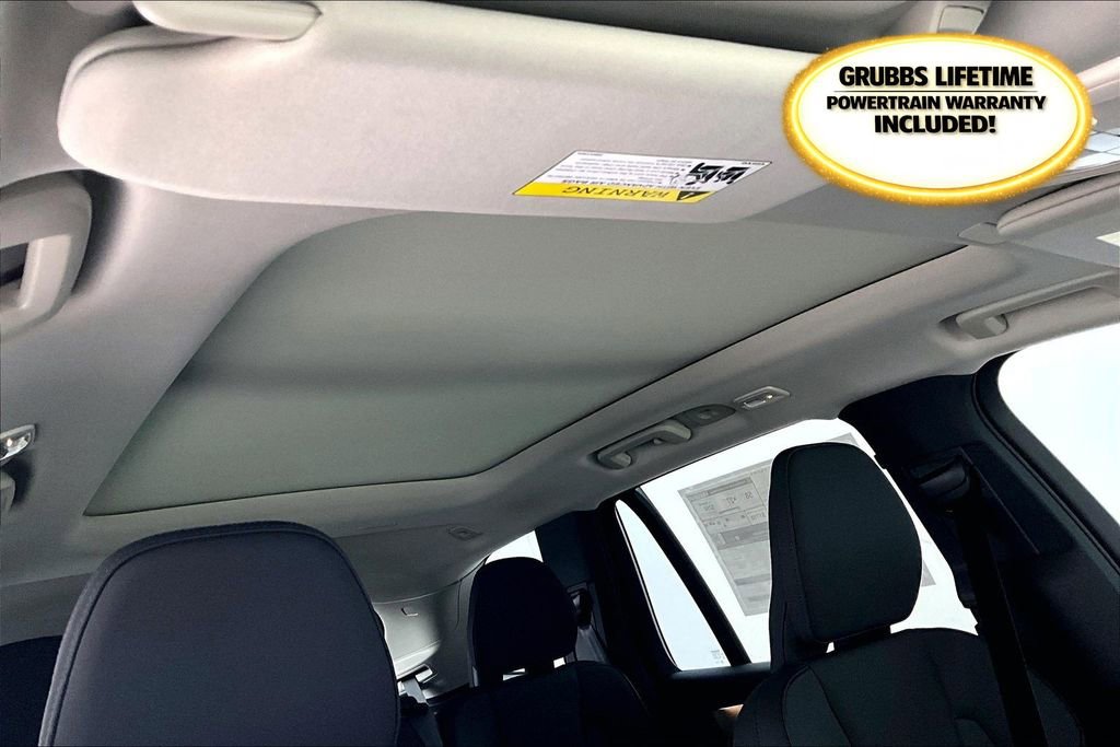 New 2026 Volvo XC90 T8 Core image 31