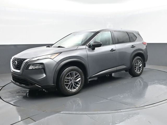 Used 2021 Nissan Rogue S image 2