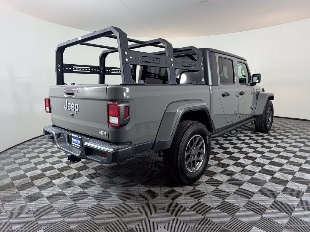 Used 2020 Jeep Gladiator Overland w/ Popular Equipment Package AWD/4WD image 3