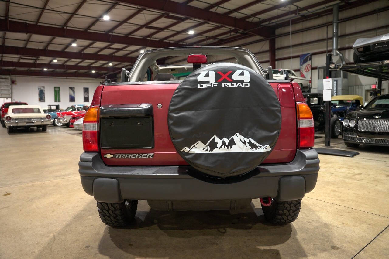 Used 1999 Chevrolet Tracker 2WD Convertible w/ Preferred Equipment Group 2 image 24