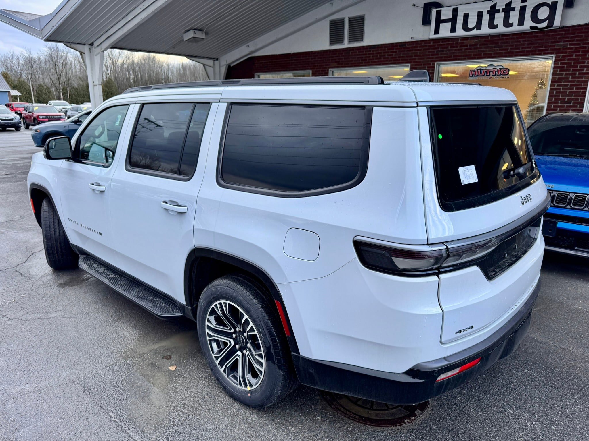 New 2026 Jeep Grand Wagoneer 4WD image 3