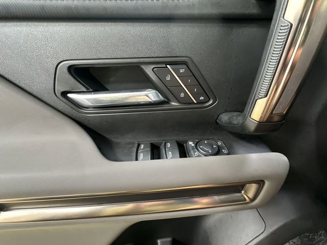 Used 2024 GMC Hummer EV 3X w/ LPO, Illumination Package image 16