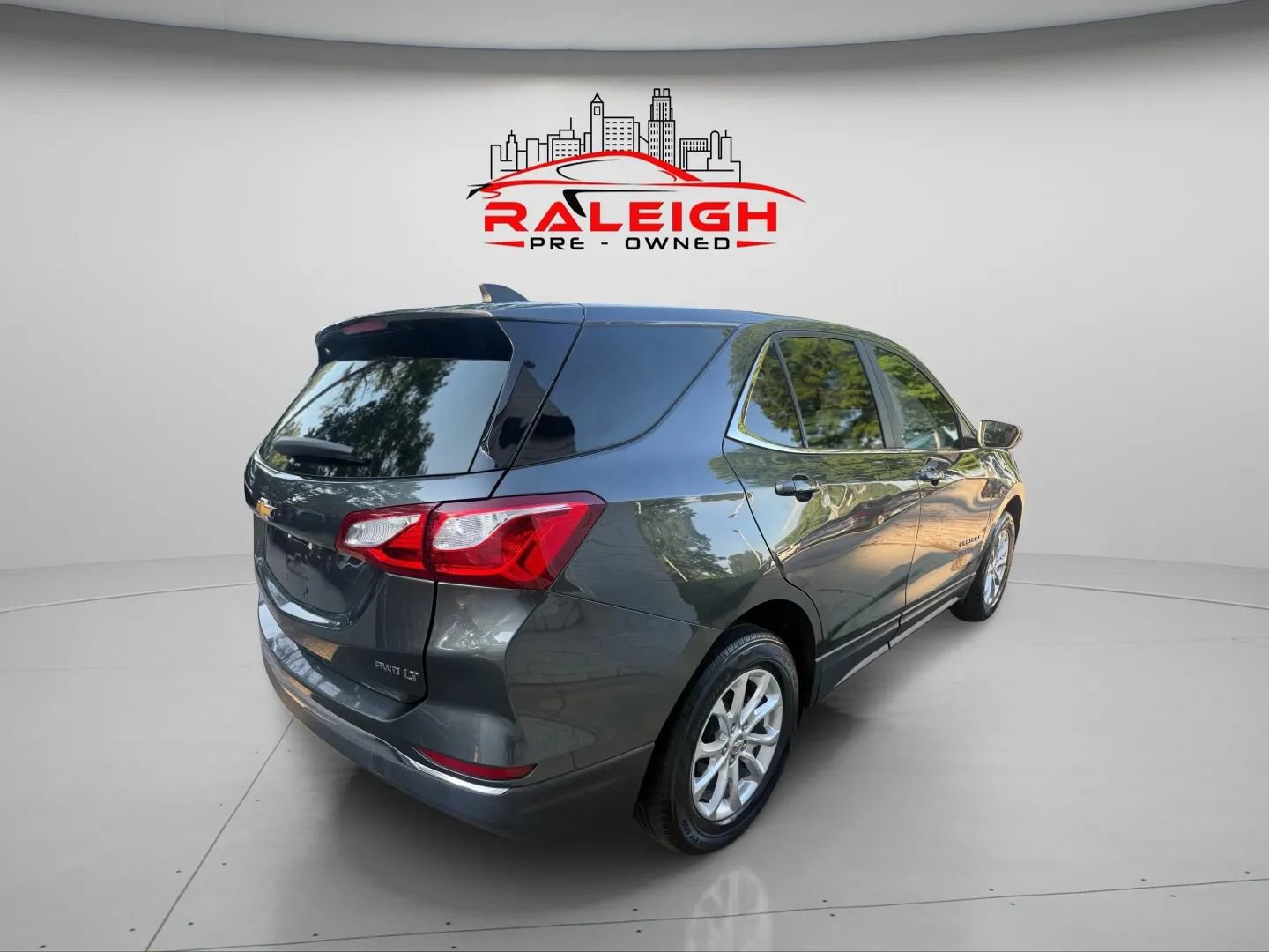 Used 2021 Chevrolet Equinox LT AWD/4WD image 36