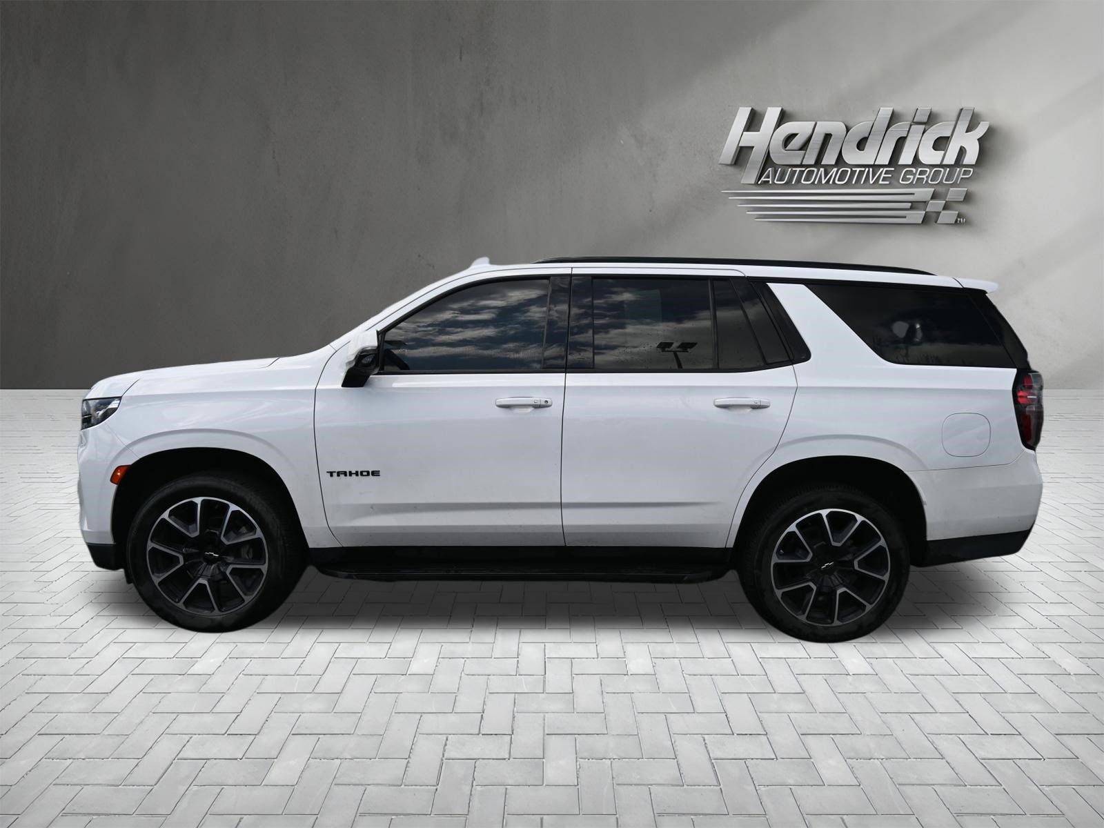 Used 2022 Chevrolet Tahoe RST w/ Luxury Package AWD/4WD image 9