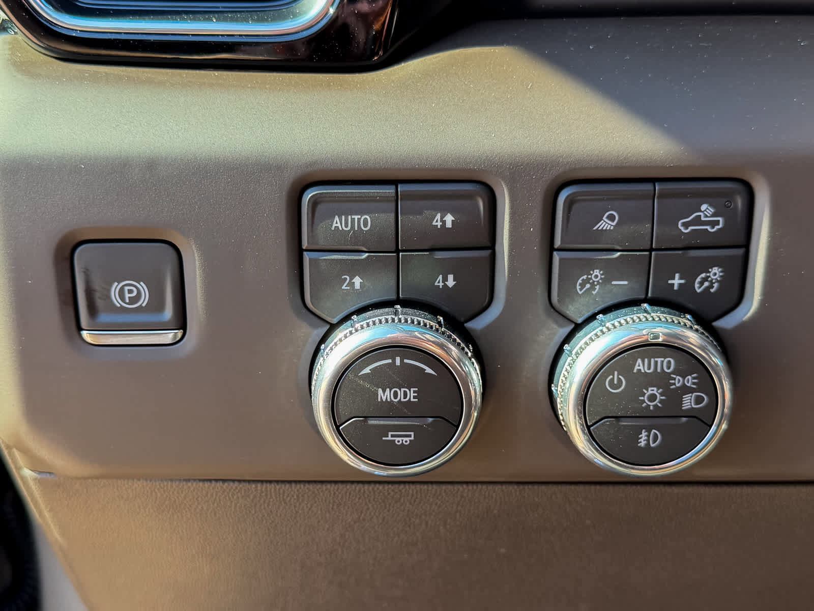 New 2026 GMC Sierra 1500 Denali w/ Denali Reserve Package image 14