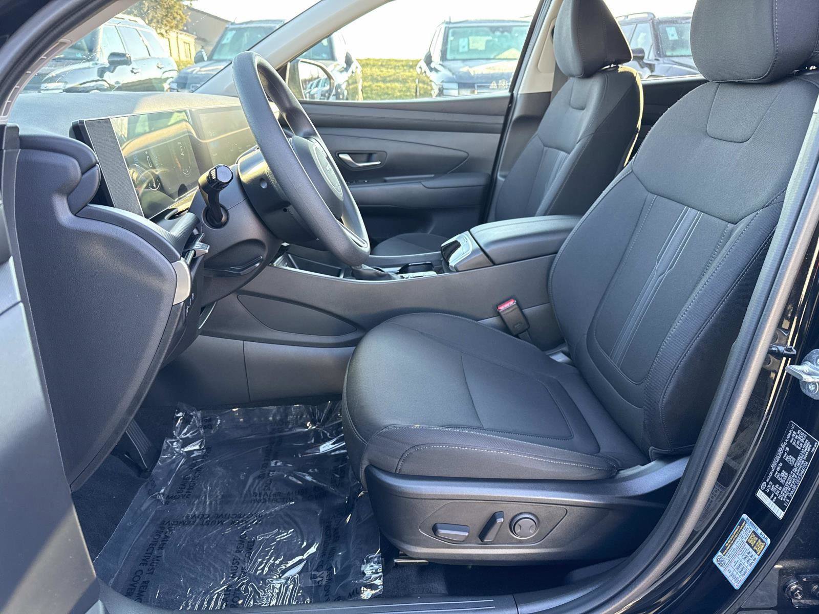 Certified 2025 Hyundai Tucson SEL image 24