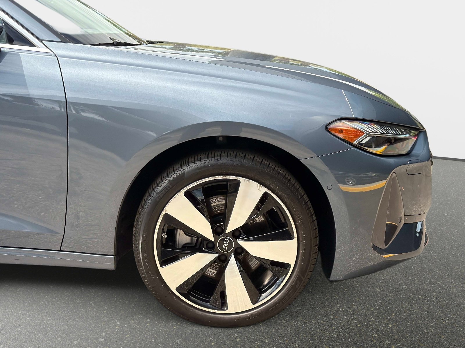 Used 2025 Audi A5 2.0T Premium Plus image 12