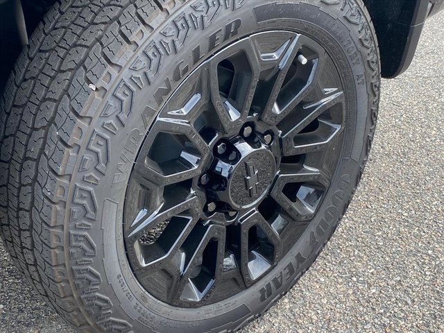 New 2025 Chevrolet Silverado 2500 LTZ w/ LTZ Convenience Package image 25