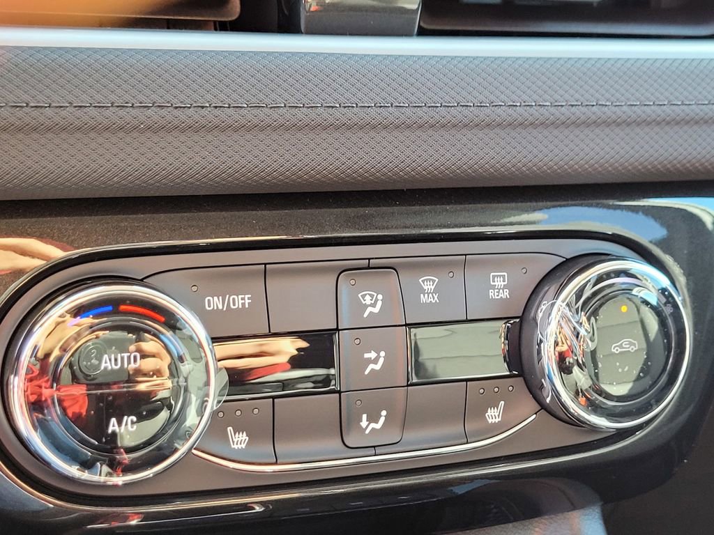 New 2026 Chevrolet TrailBlazer LT w/ Convenience Package image 16