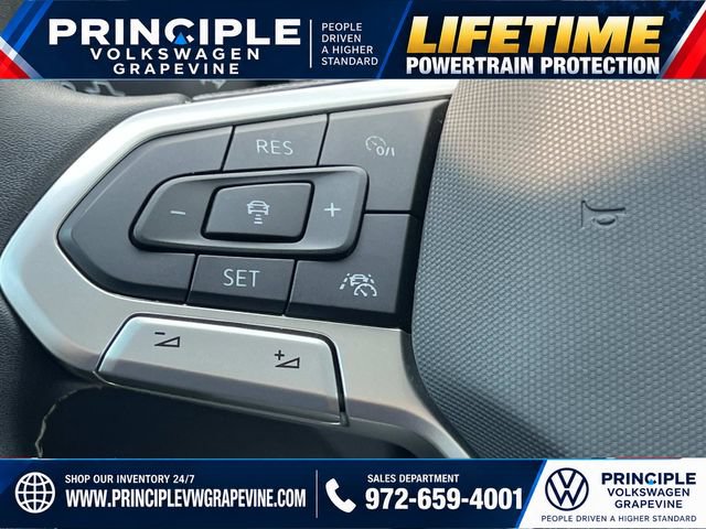 Used 2023 Volkswagen Taos SE w/ Panoramic Sunroof Package FWD image 15