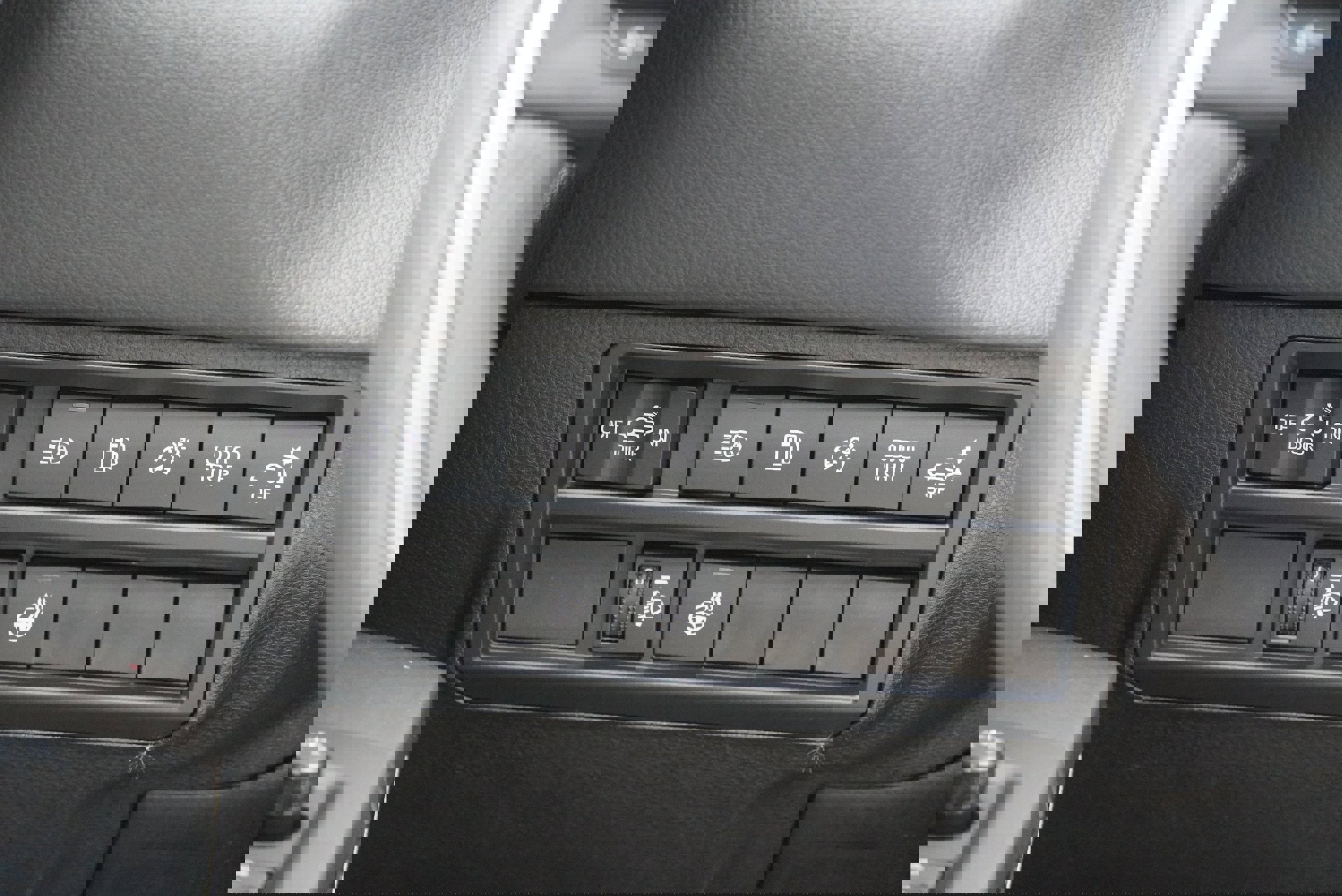 New 2026 Toyota Tundra Limited w/ Limited PVM Package image 34