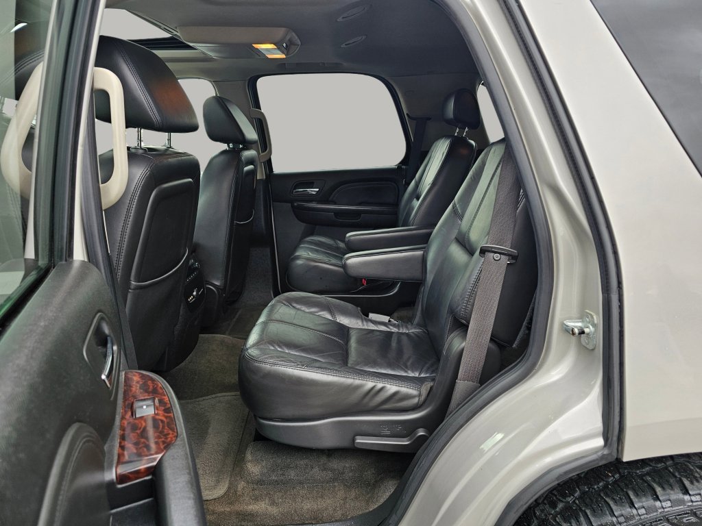 Used 2007 GMC Yukon Denali image 21