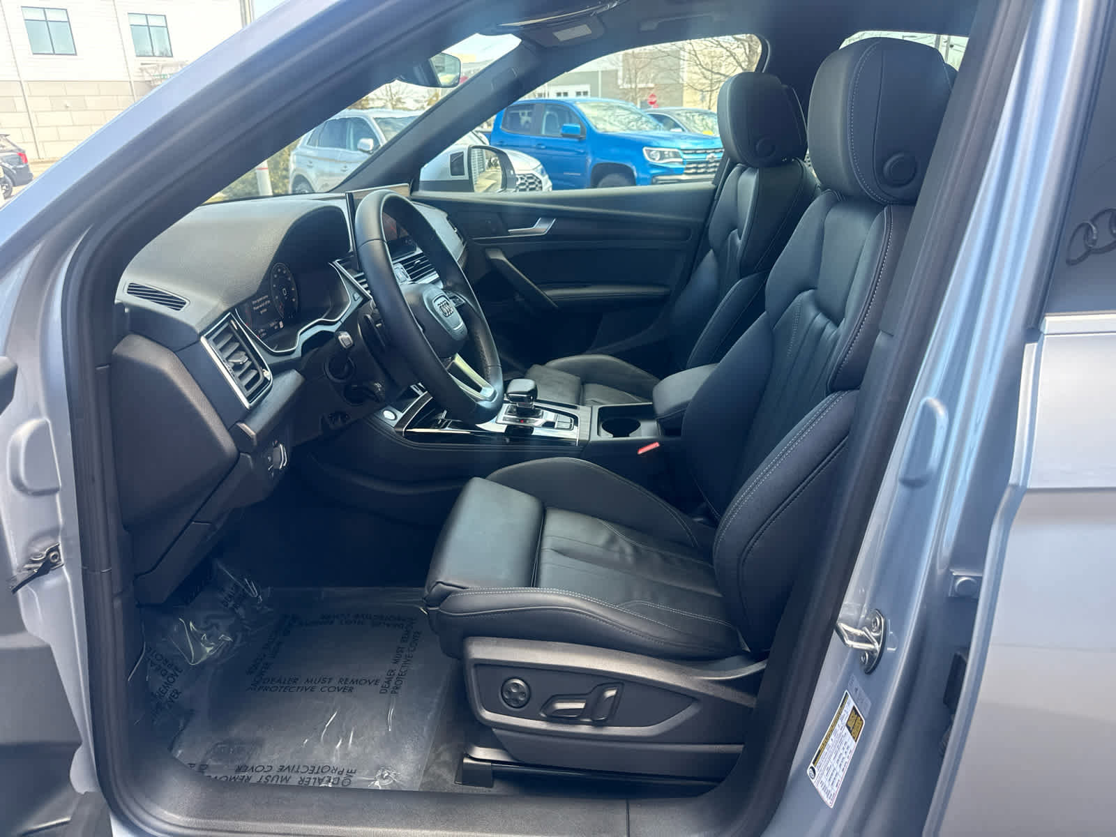 Used 2025 Audi Q5 2.0T Premium Plus w/ Premium Plus Package image 8