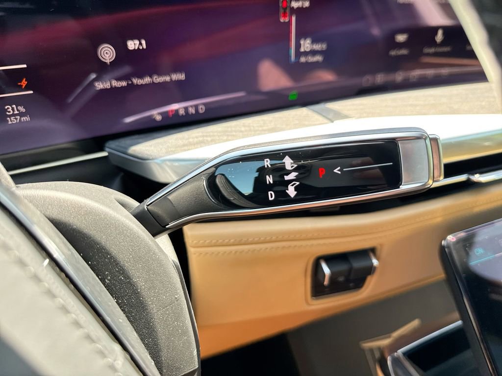 Used 2026 Cadillac Escalade IQ Sport 2 w/ LPO, Floor Liner Package image 23