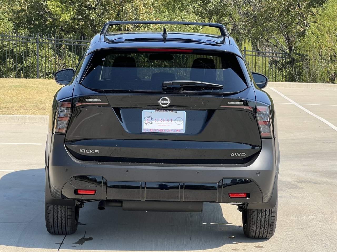 New 2027 Nissan Kicks SR AWD/4WD image 5