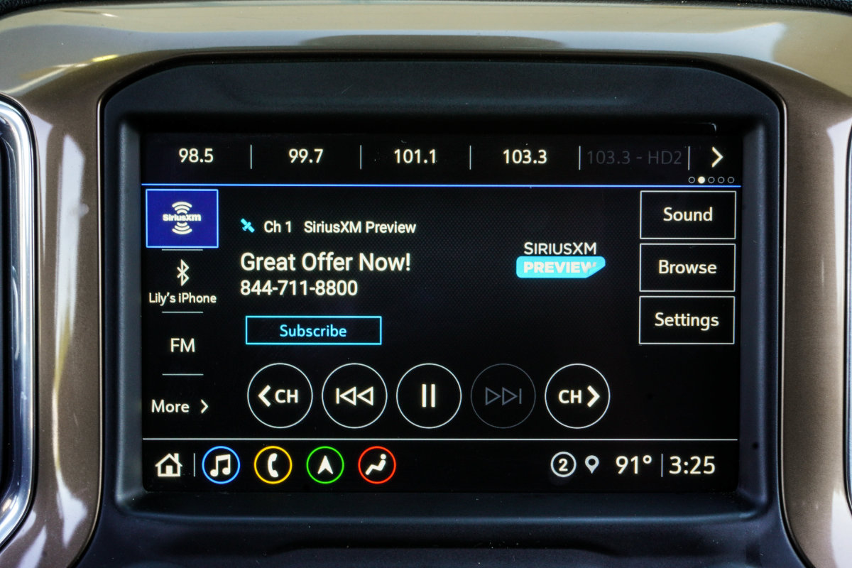Used 2021 Chevrolet Silverado 1500 High Country w/ Technology Package AWD/4WD image 25