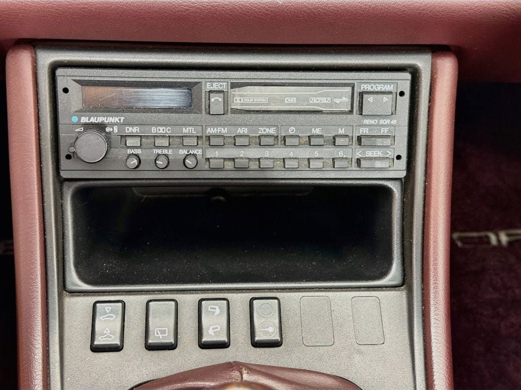 Used 1988 Porsche 944 Turbo RWD image 20