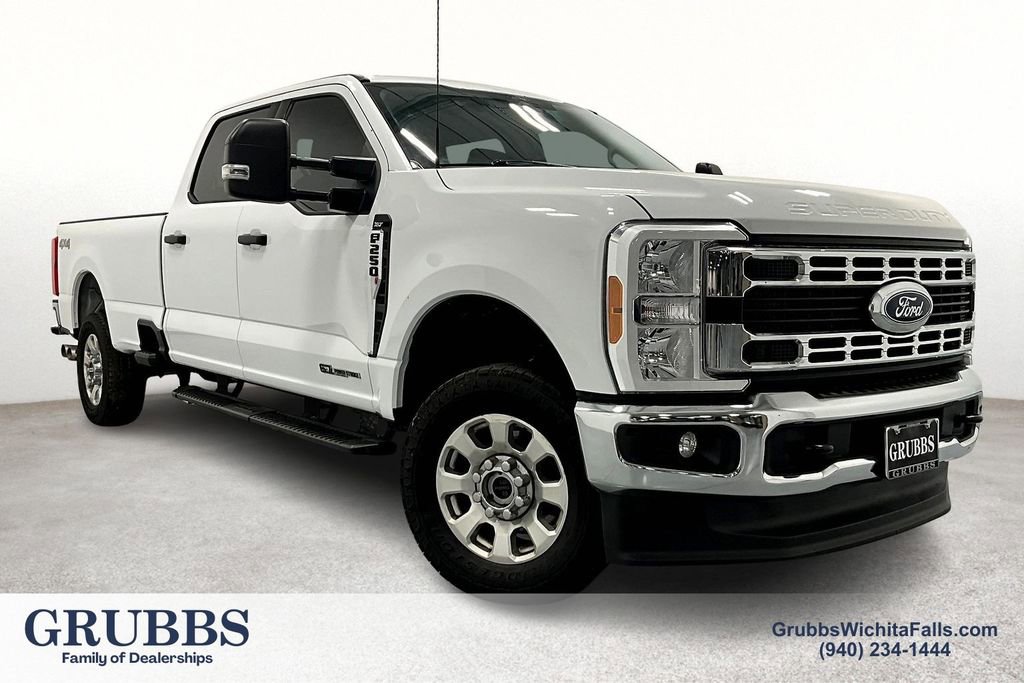 Used 2024 Ford F250 XLT image 1