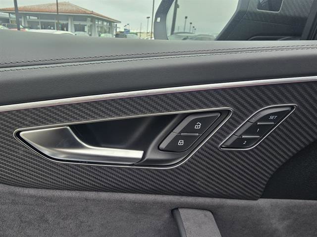 New 2025 Audi RS Q8 performance image 25