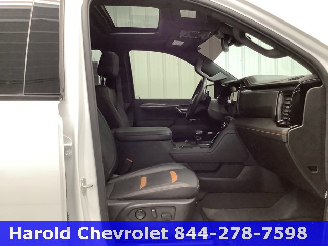 Used 2024 GMC Sierra 1500 AT4 w/ AT4 Preferred Package image 11