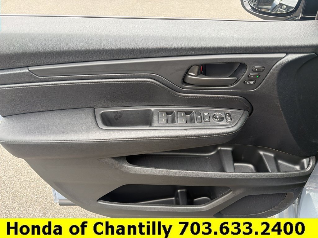 Certified 2025 Honda Odyssey Sport-L image 21
