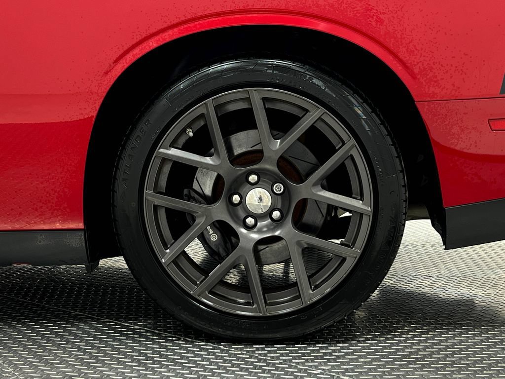 Used 2016 Dodge Challenger R/T Scat Pack RWD image 37