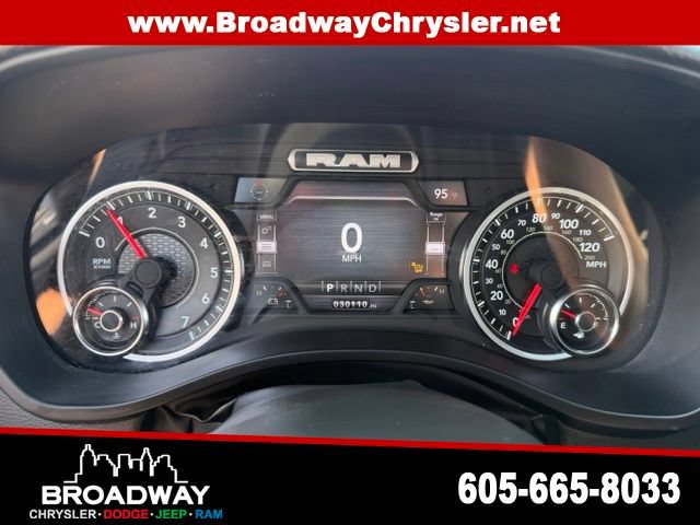 Used 2024 RAM 1500 Laramie AWD/4WD image 15