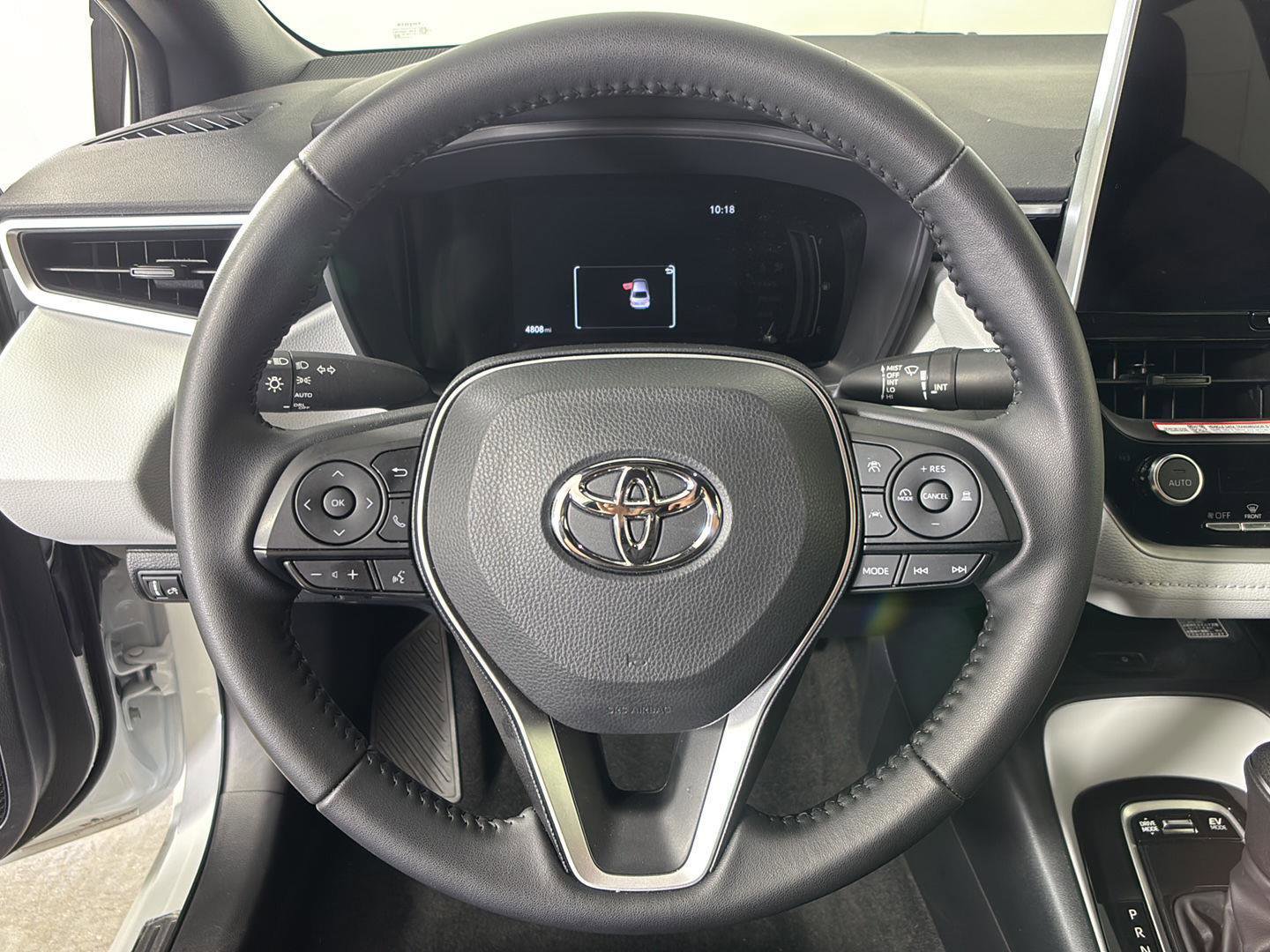 Used 2025 Toyota Corolla SE w/ SE Premium Package AWD/4WD image 29