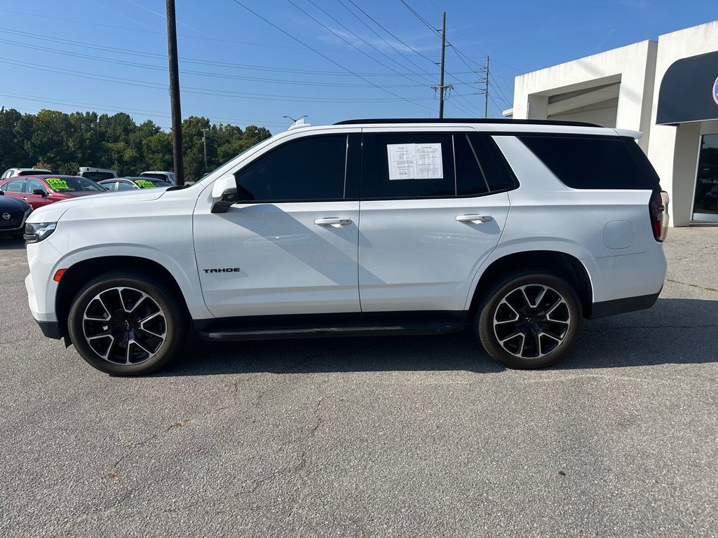 Used 2022 Chevrolet Tahoe RST w/ Luxury Package RWD image 2