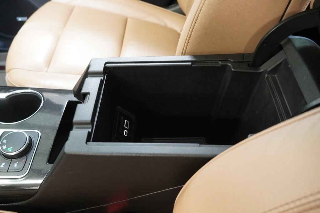 Used 2019 Chevrolet Blazer Premier w/ Sun and Wheels Package FWD image 25