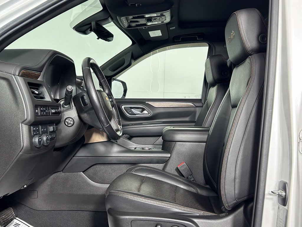 Used 2021 Chevrolet Tahoe High Country w/ Premium Package AWD/4WD image 33