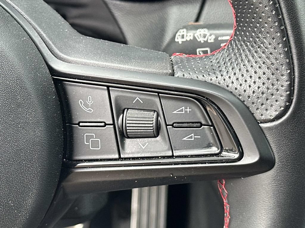 Used 2024 Alfa Romeo Stelvio AWD image 26