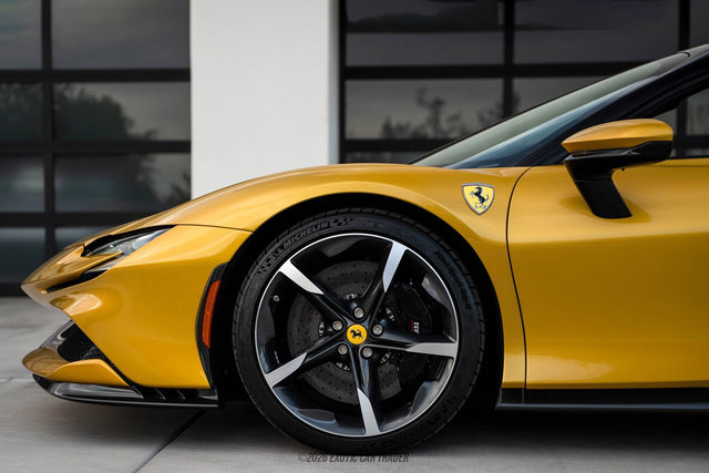 Used 2024 Ferrari SF90 Spider AWD/4WD image 4