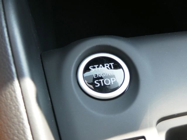 New 2025 Nissan Kicks Play S image 15