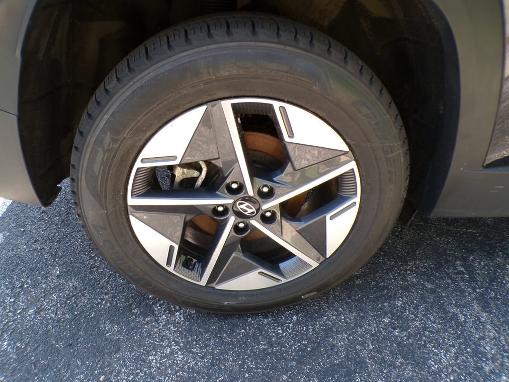 Certified 2025 Hyundai Tucson SEL AWD/4WD image 21