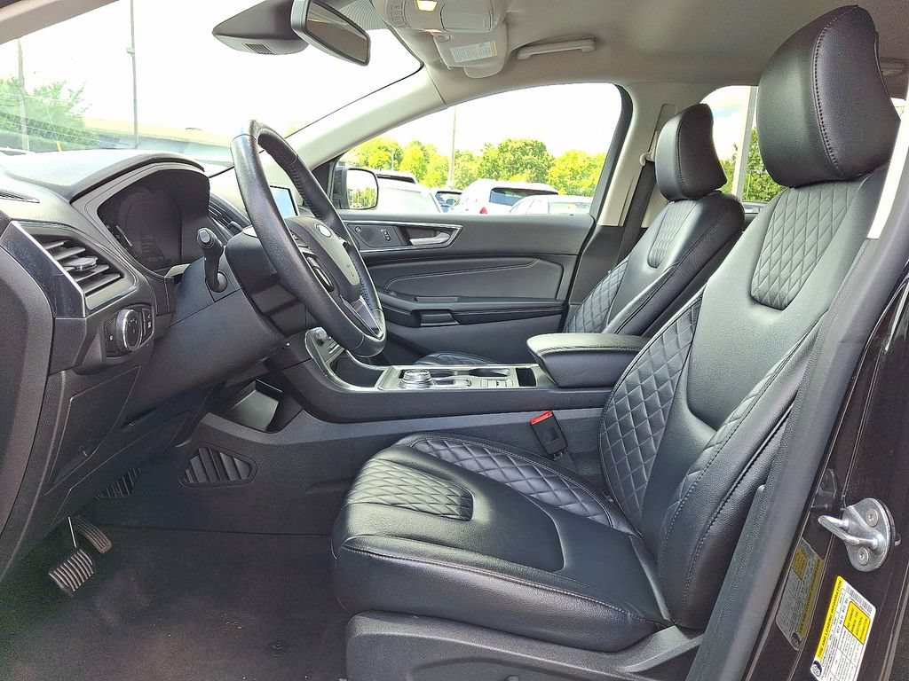 Used 2024 Ford Edge Titanium AWD/4WD image 13