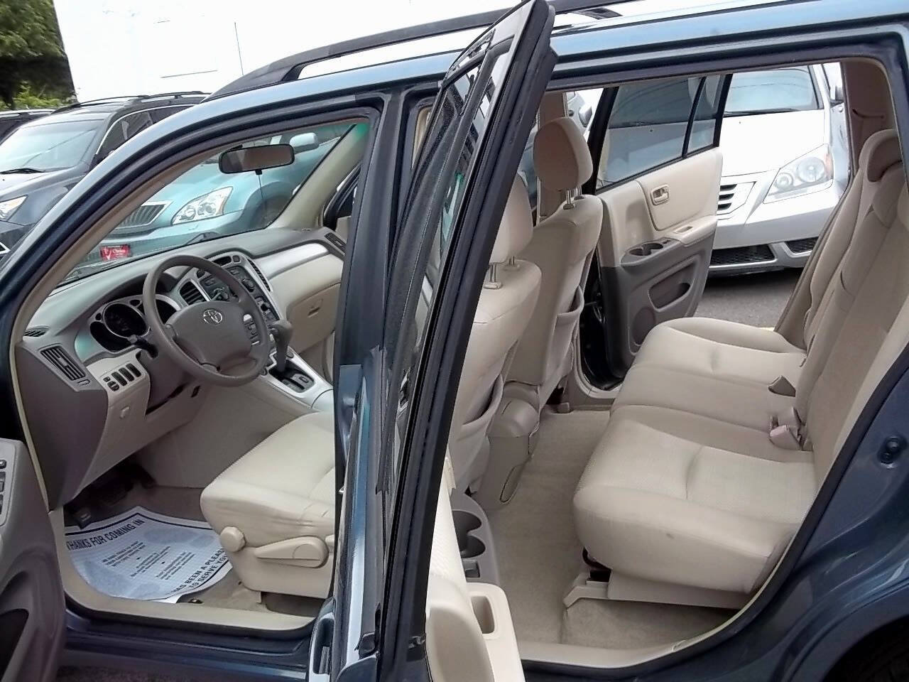 Used 2005 Toyota Highlander 2WD image 6