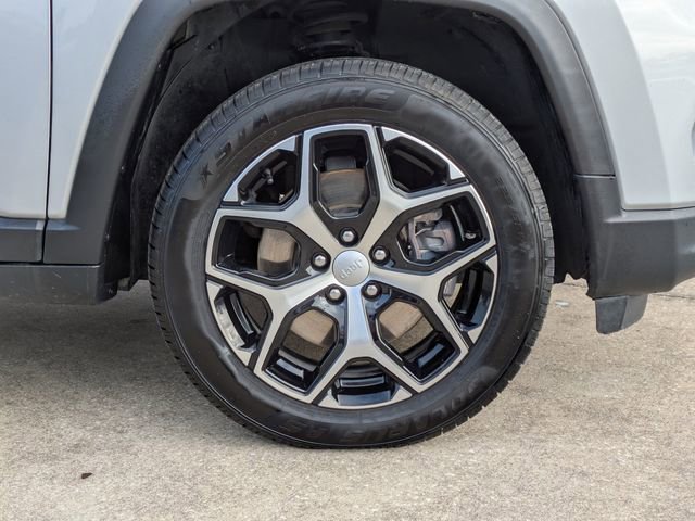 Used 2024 Jeep Compass Limited AWD/4WD image 11