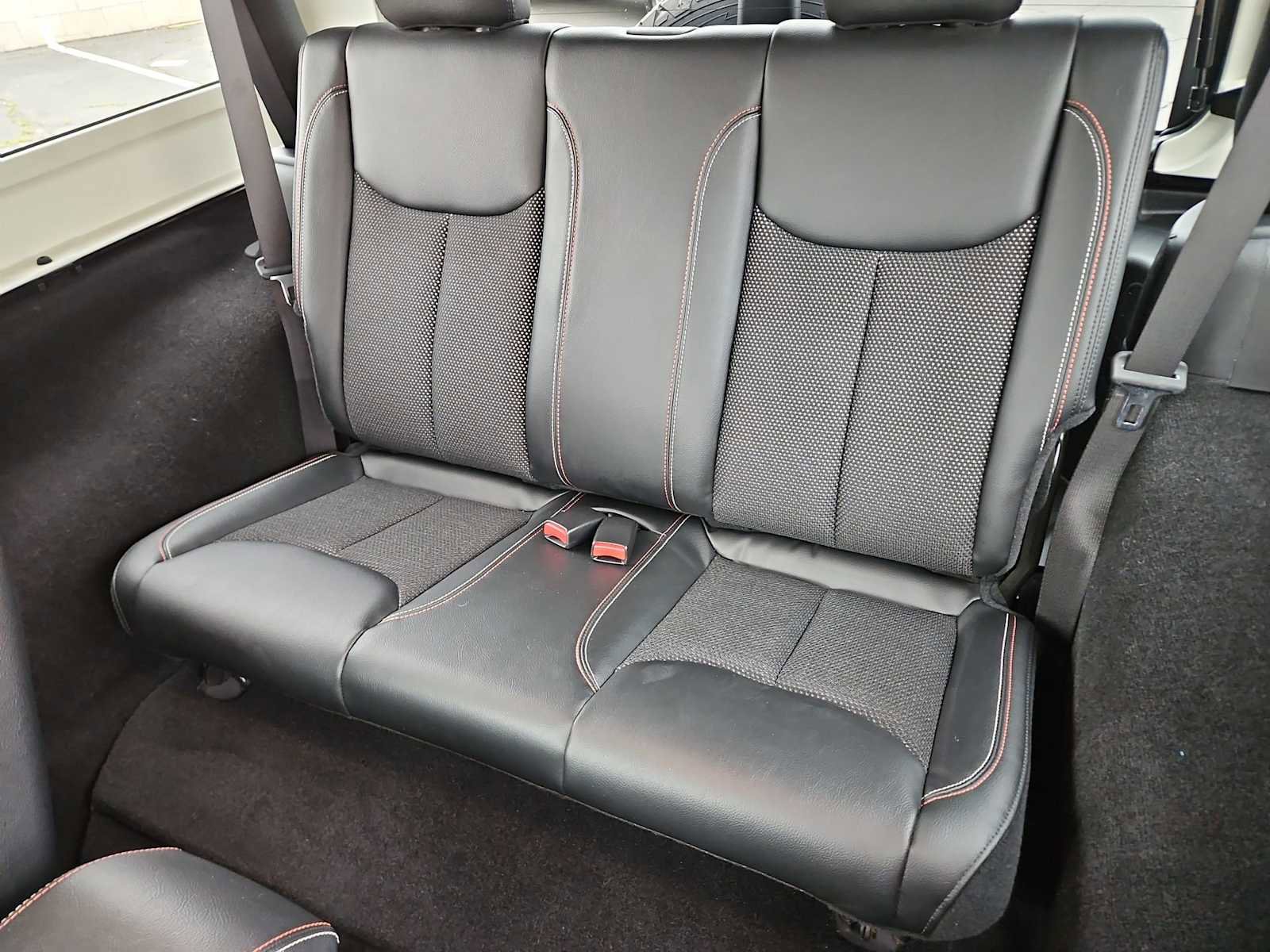 Used 2017 Jeep Wrangler 75th Anniversary image 18