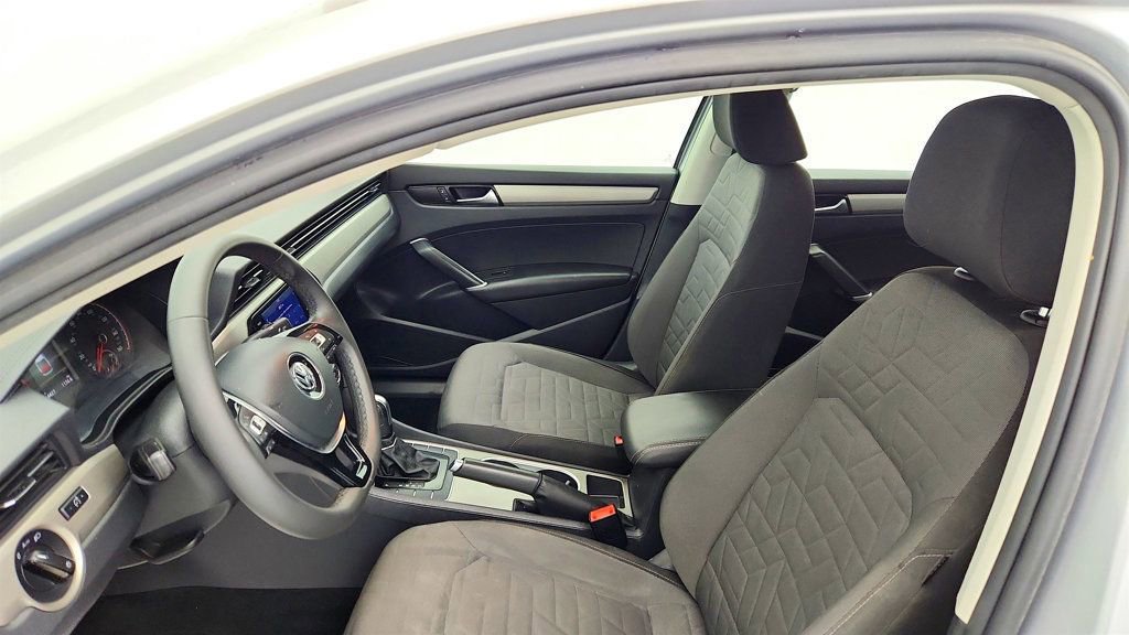 Used 2021 Volkswagen Passat 2.0T S image 19