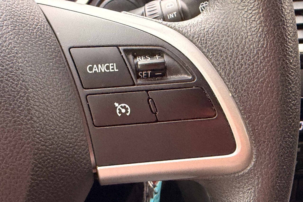 Used 2018 Mitsubishi Eclipse Cross ES image 21