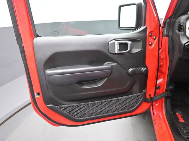 Used 2024 Jeep Wrangler Sport image 12