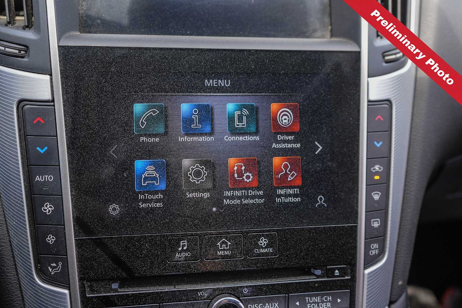 Used 2022 INFINITI Q50 Luxe w/ Cargo Package RWD image 17