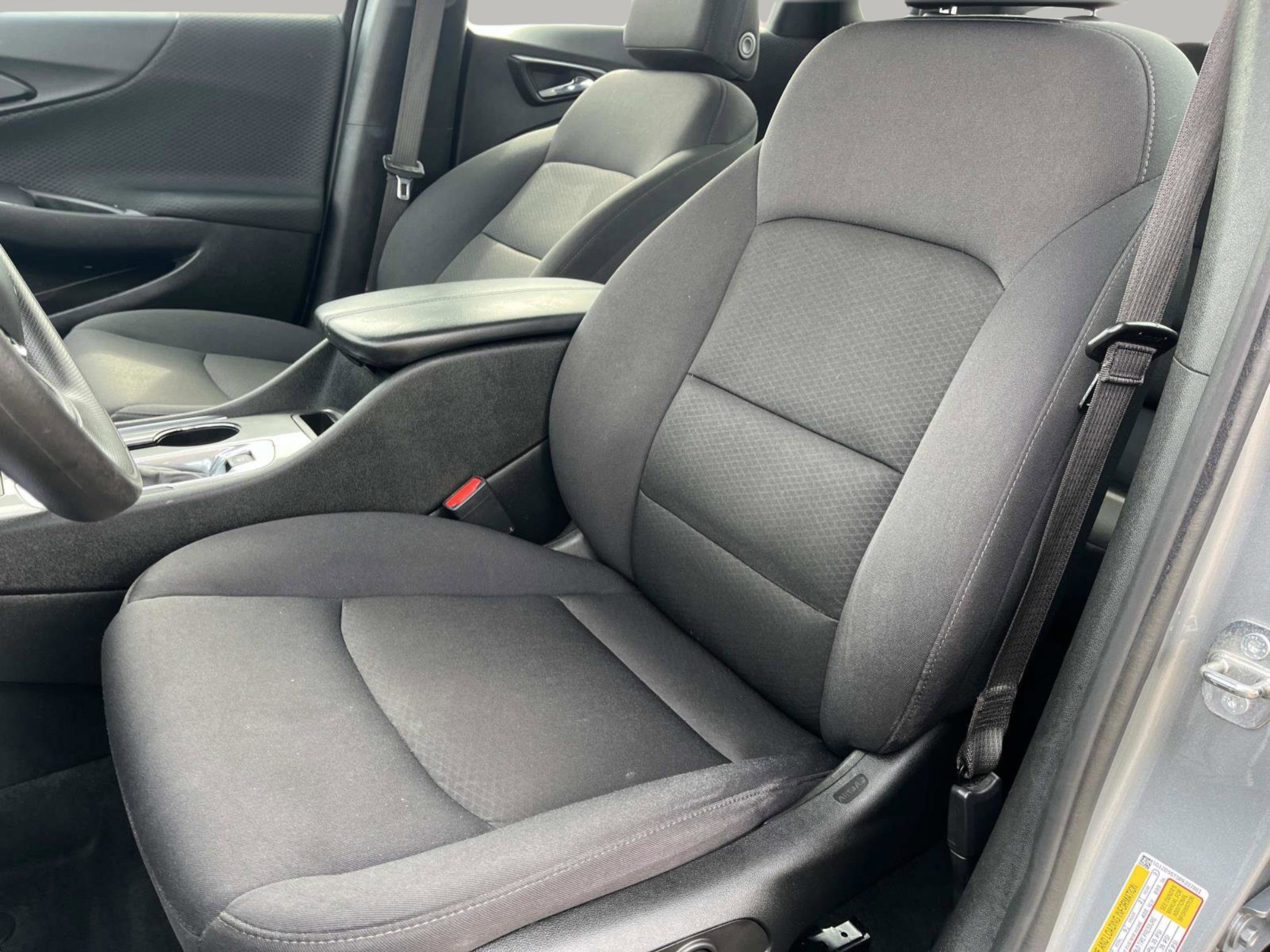 Used 2023 Chevrolet Malibu LT image 29