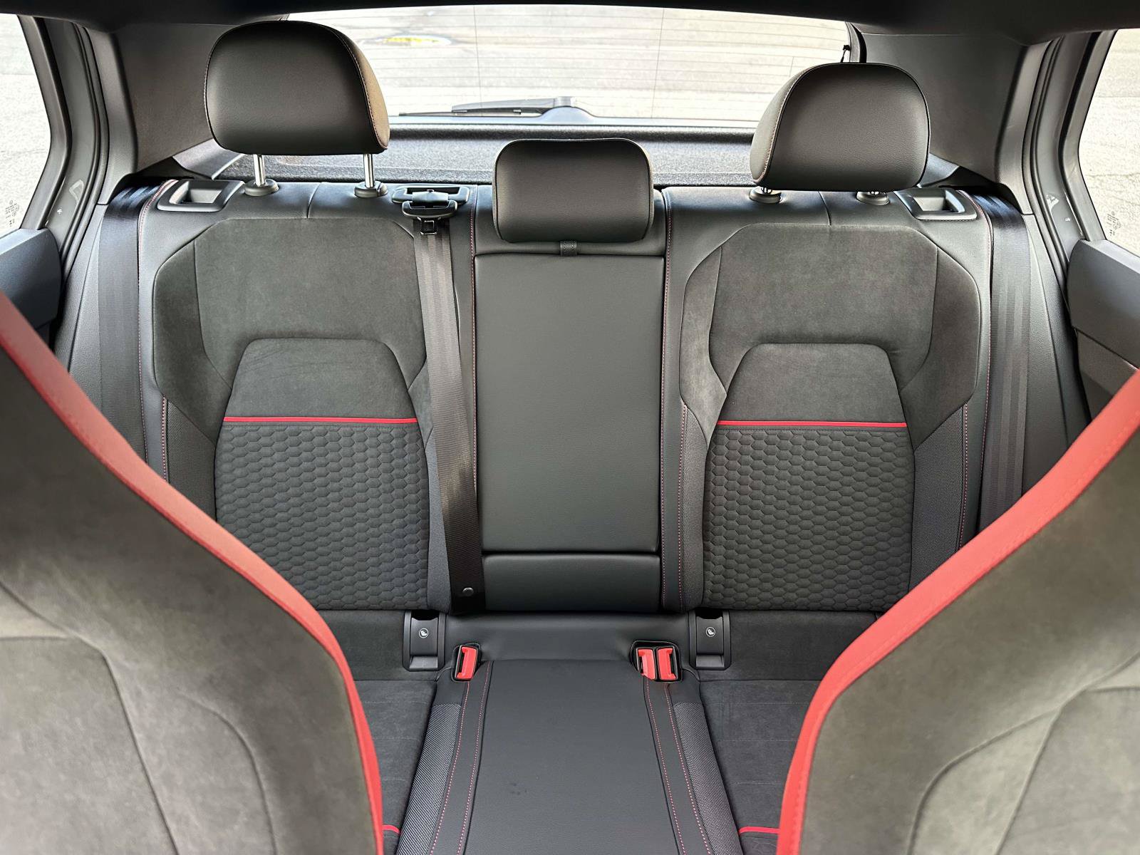 New 2026 Volkswagen GTI SE FWD image 14