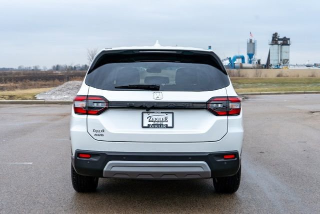 Used 2025 Honda Pilot EX-L image 6