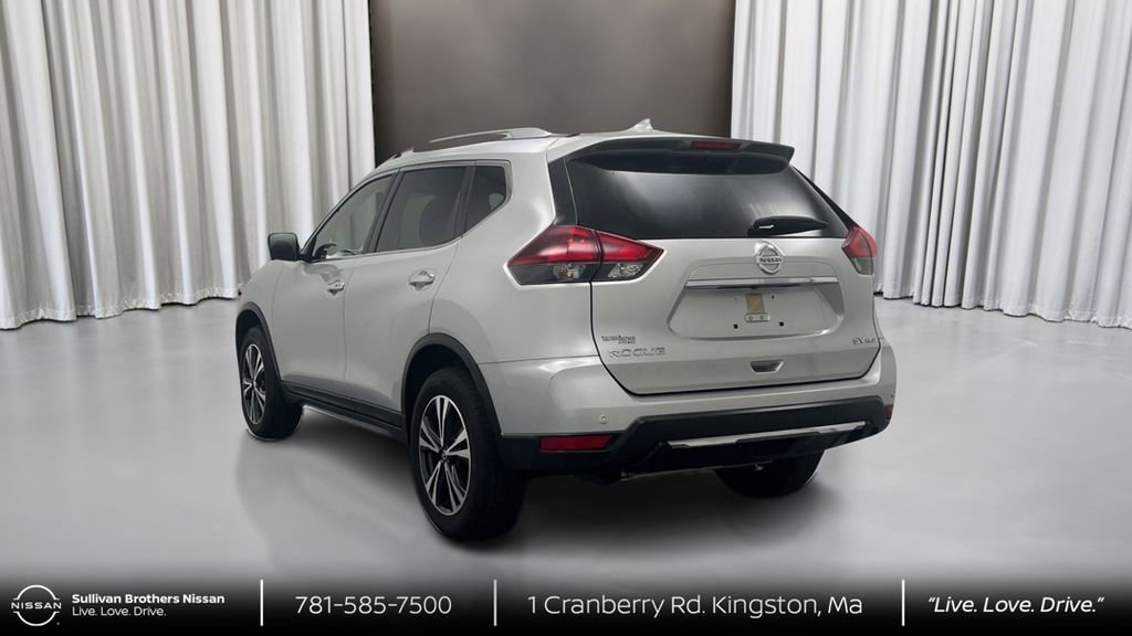 Certified 2019 Nissan Rogue SV w/ Premium Package image 7